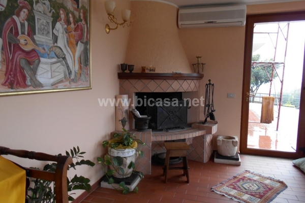 dscn0045 - Unifamiliare Villa Pesaro (PU) Novilara 