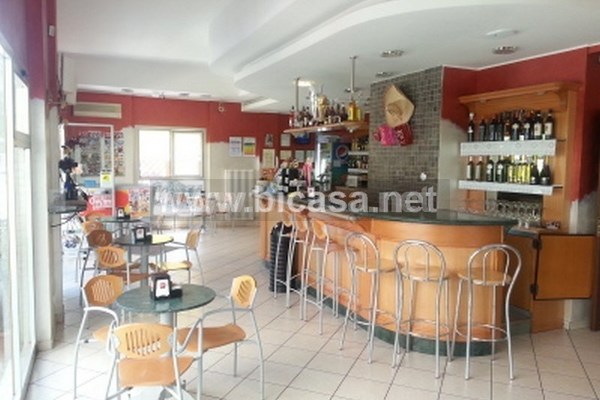 20140606_155239 - Locale commerciale Bar Pesaro (PU) CENTRO CITTA, PANTANO ALTA 